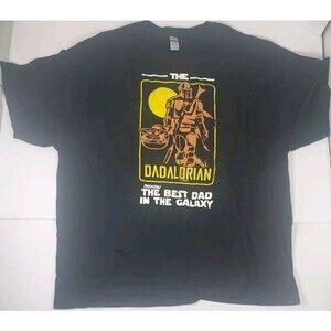 Gildan Dadalorian‎ The Best Dad In The Galaxy Graphic T-Shirt